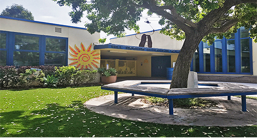 Exterior view of Will Rogers Learning Community 